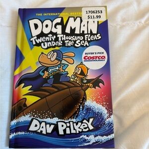 Dog Man: Twenty Thousand Fleas Under the Sea by Dav Pilkey Book